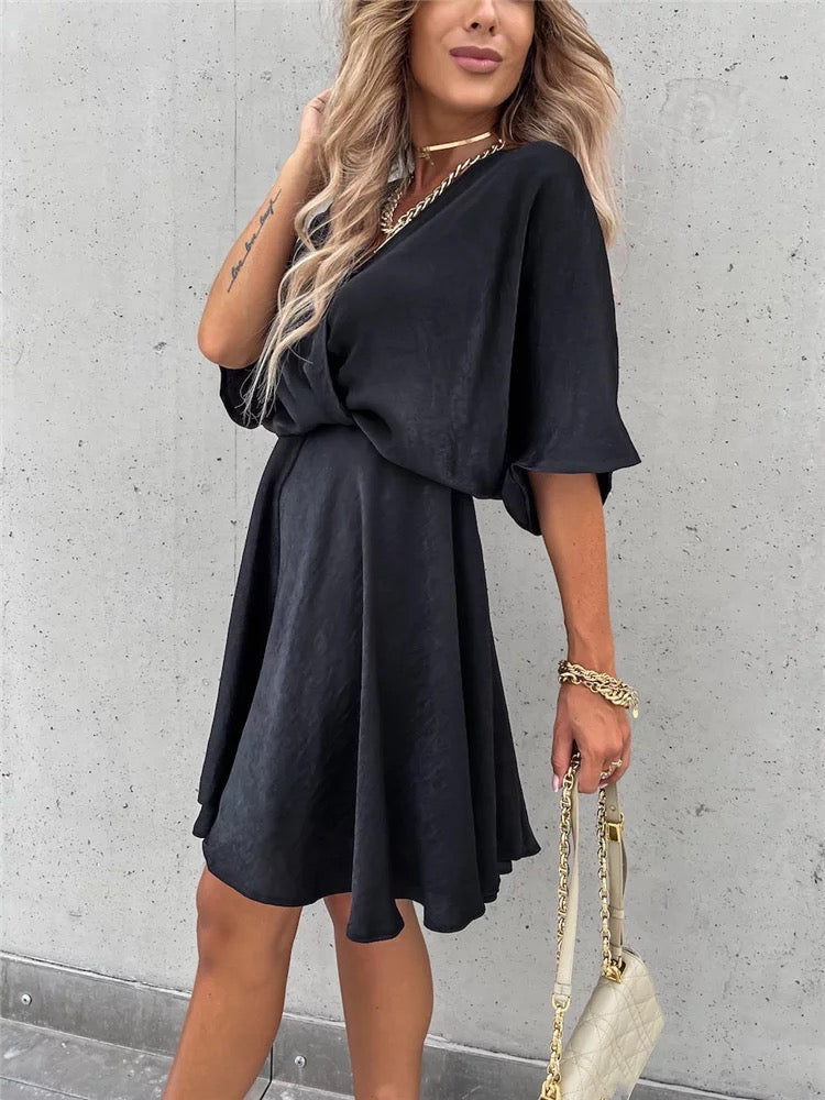 VICKY DRESS- BLACK 🐰